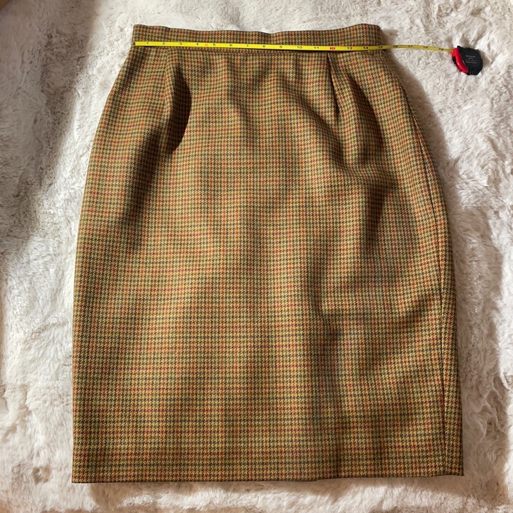 Burberry Houndstooth Pencil Skirt